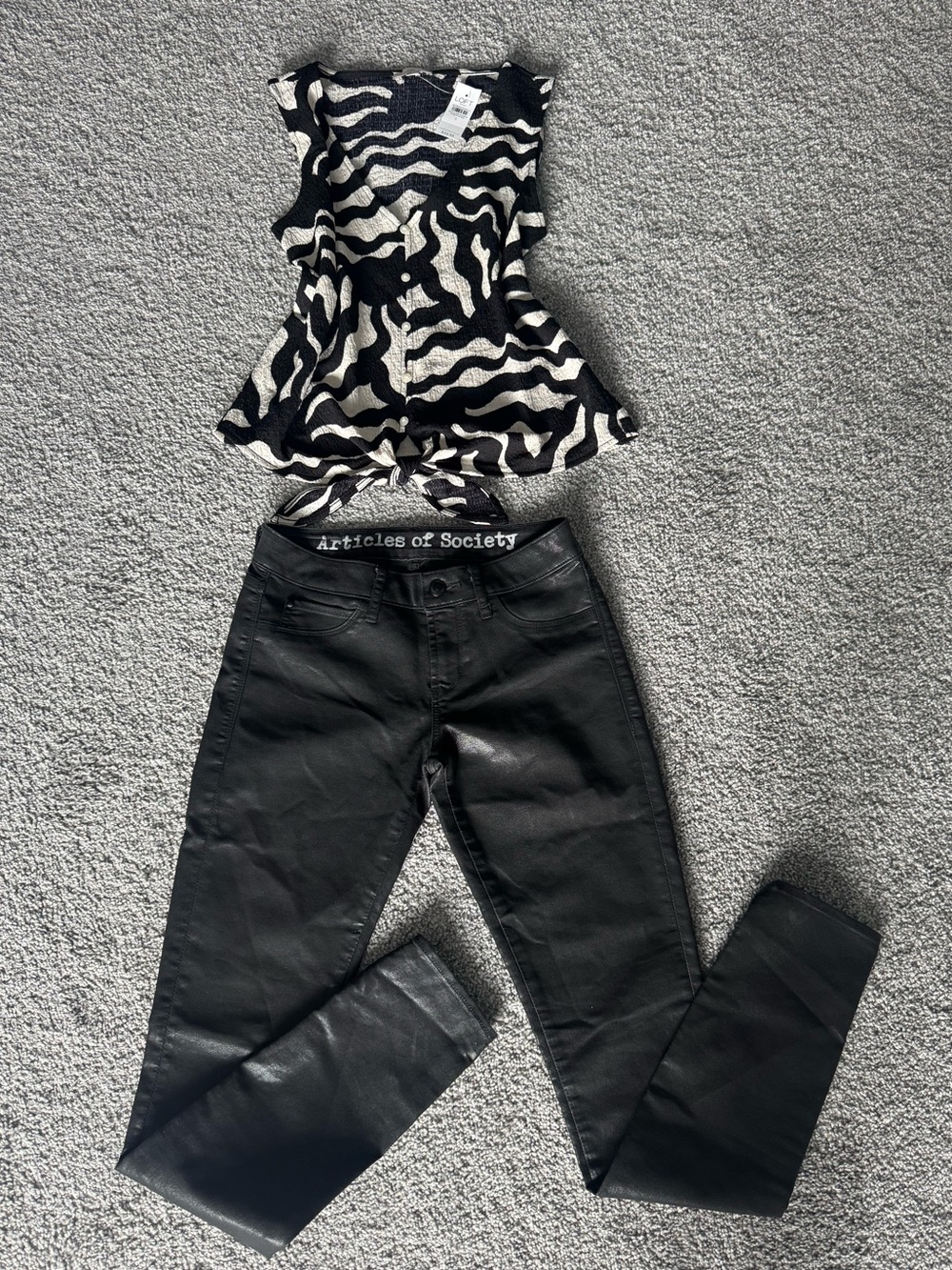 LOFT Black and White Zebra-Print Tie-Front Tank - Picture 3 of 3